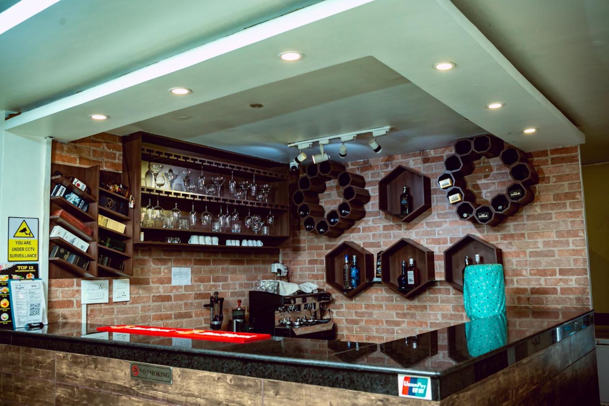 קטמנדו Vannasut Hotel And Spa מראה חיצוני תמונה